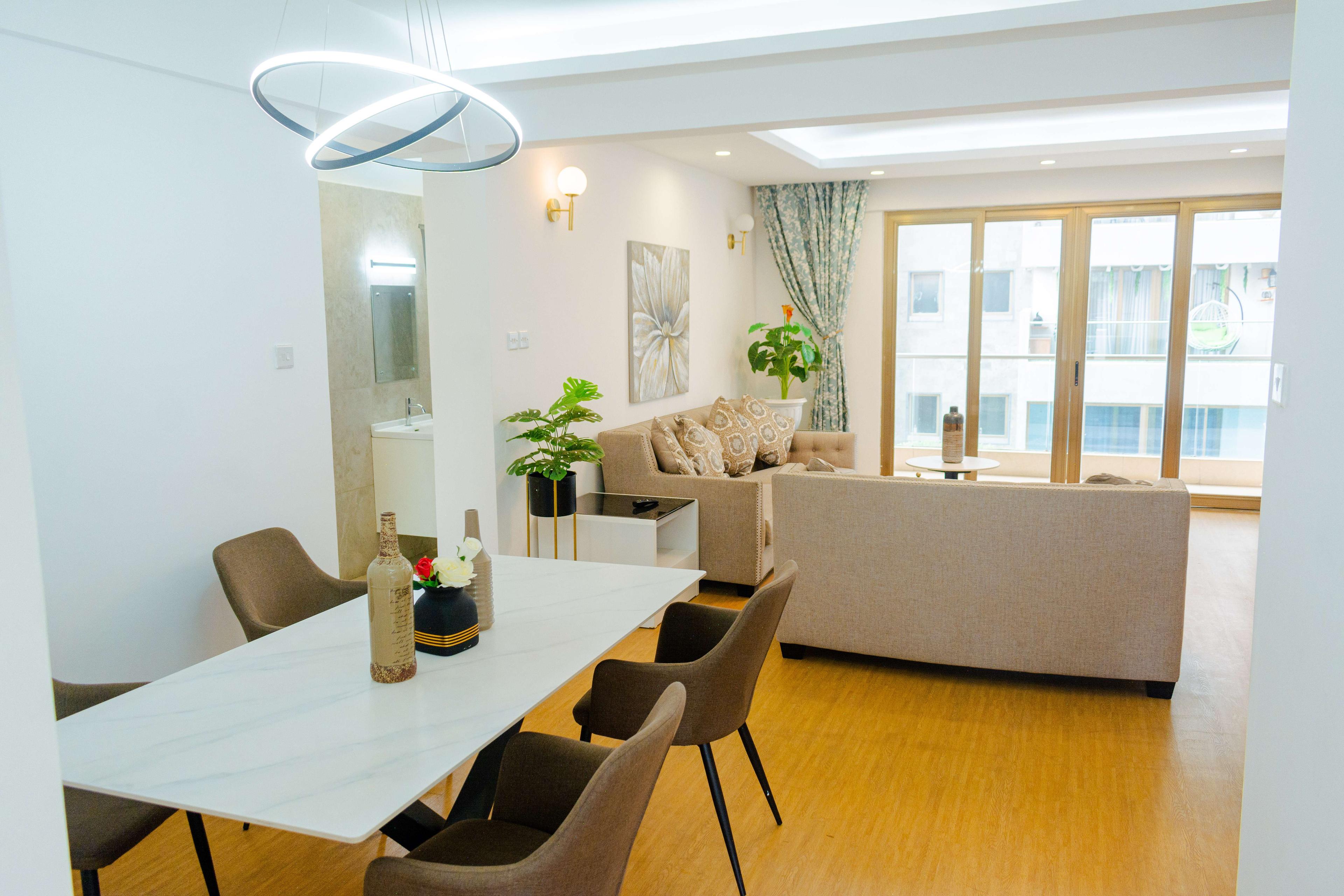 2 And 3 Bed Apartments 