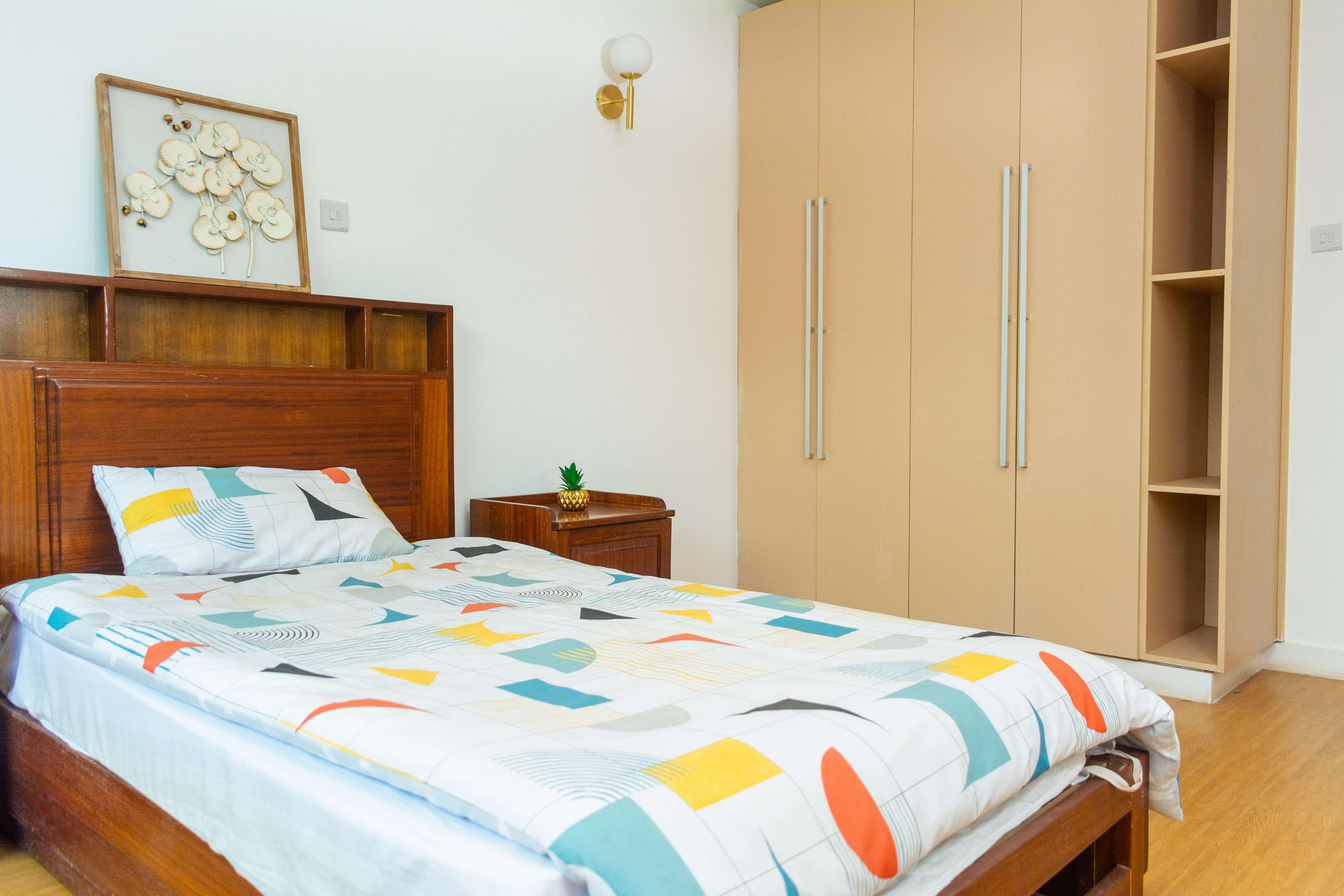 2 And 3 Bed Apartments 