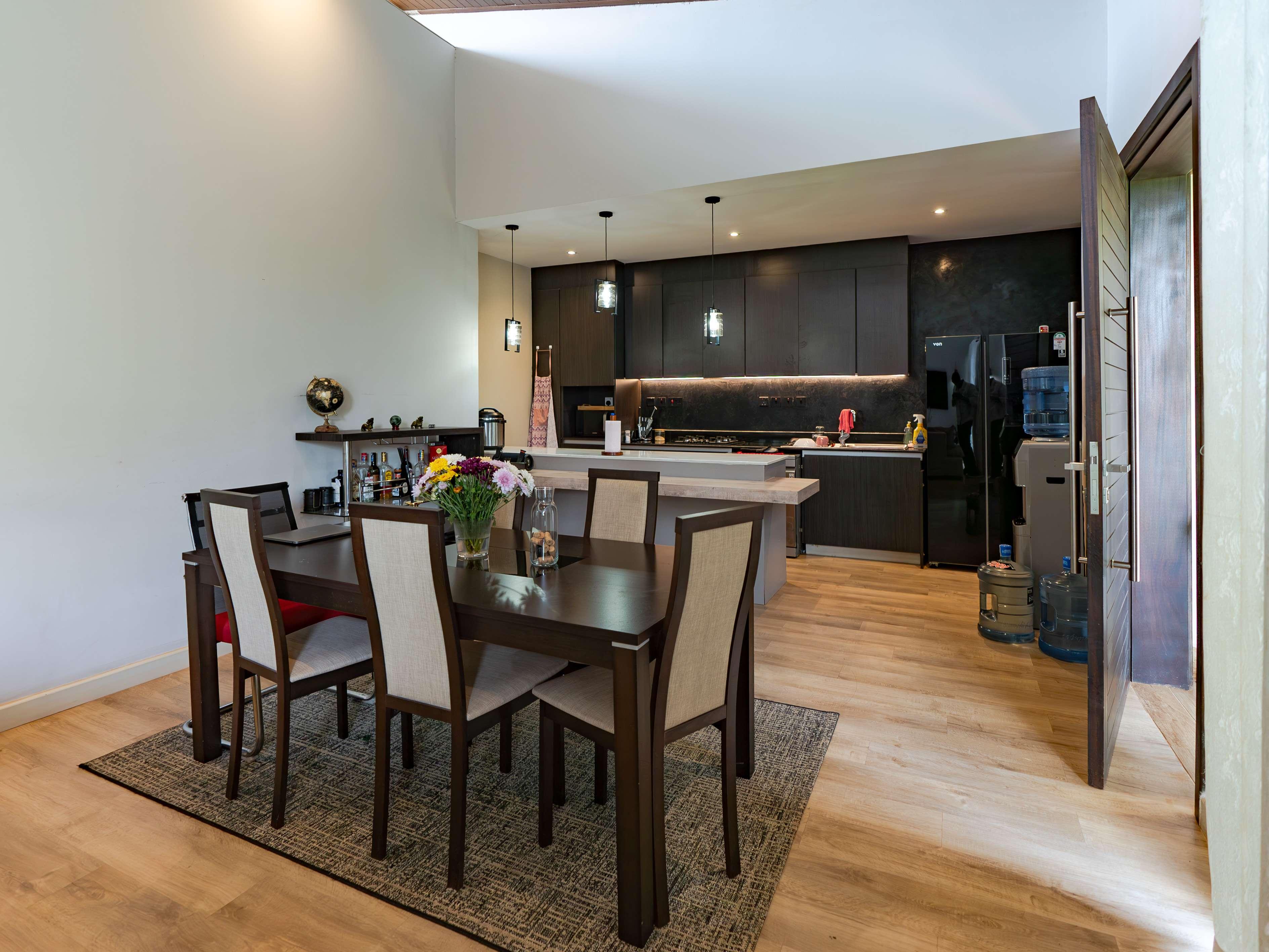 Modern 3-Bedroom Townhouses in Runda