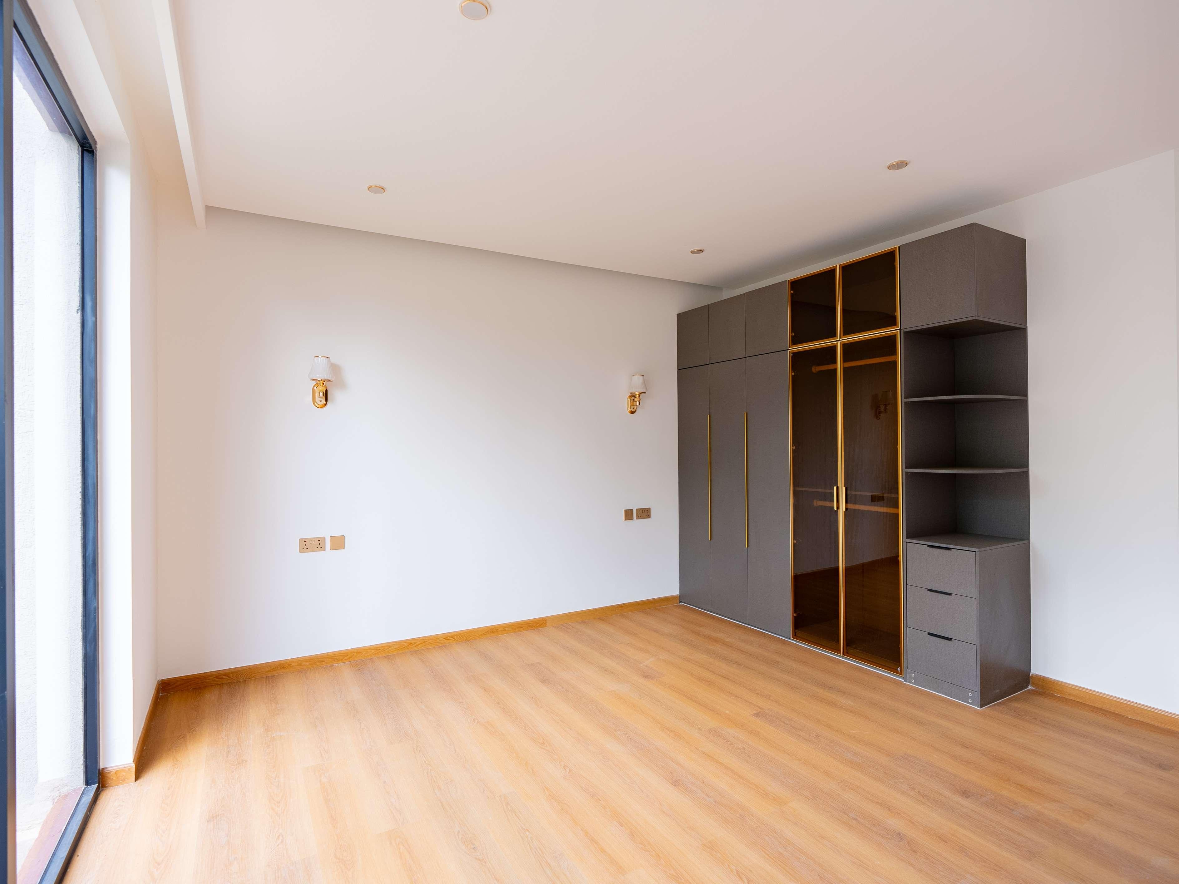 5-Bedroom All Ensuite Villas with DSQ for Sale in Lavington